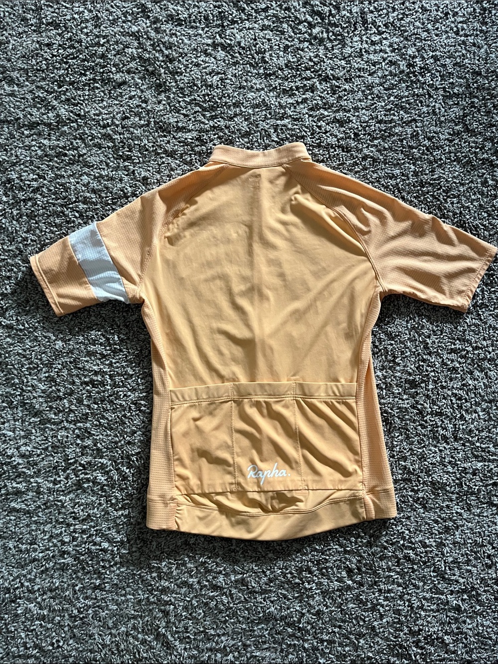 Rapha Light Peach Short-Sleeve Cycling Jersey with White Sleeve Detail - Picture 4 of 4